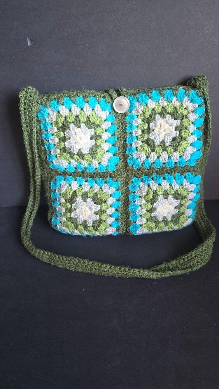Crossbody Bag Womens Green Granny Square Crochet Boho Llama Lined